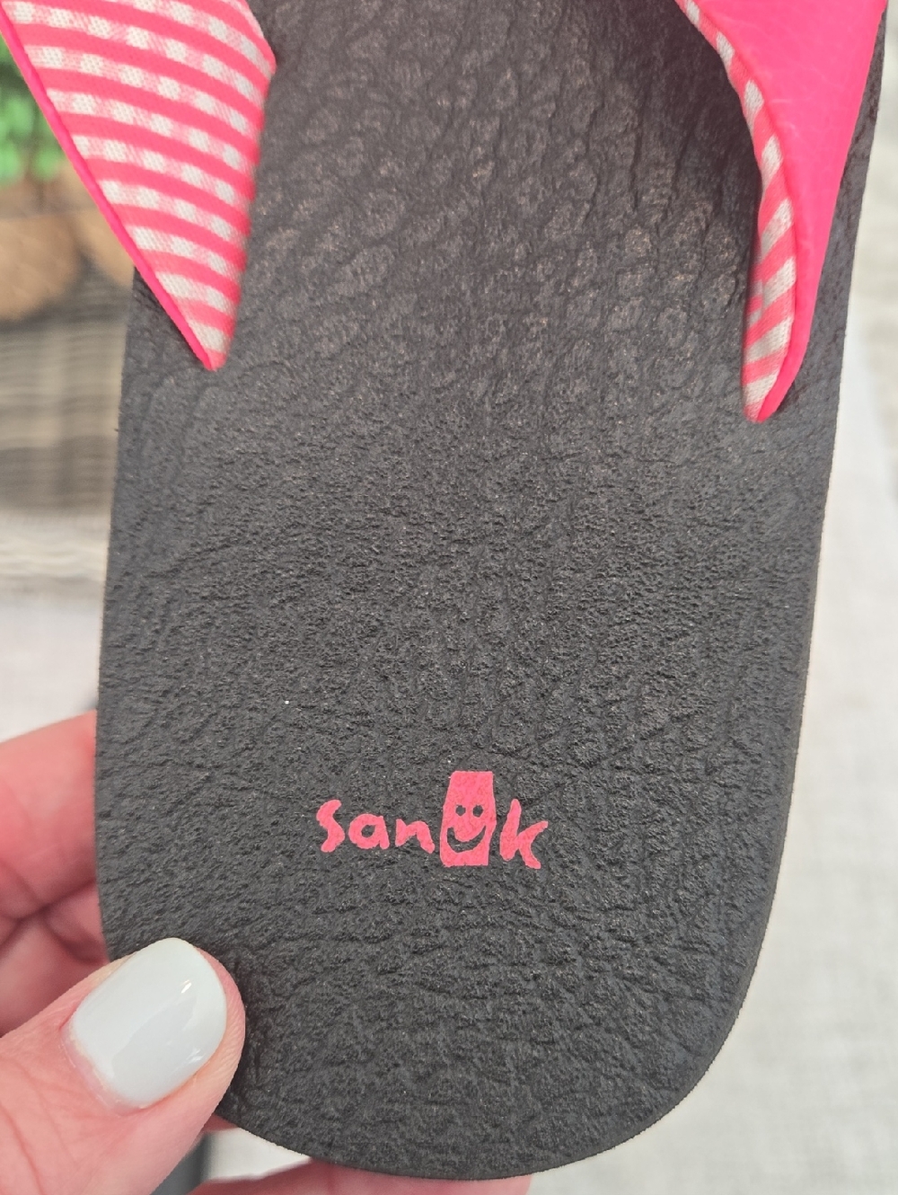 Sanuk Women’s Hot Pink Yoga Mat Sandals - Picture 4 of 9